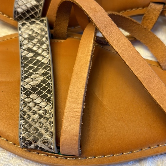 GAP Size 8 Strappy Leather Flat Ankle Wrap Sandals Neutral Tan Nude Snake - Picture 11 of 13